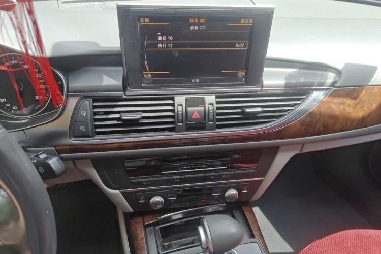 Used Audi A6L 2014 30 FSI Comfort Model Audio And AC Panel