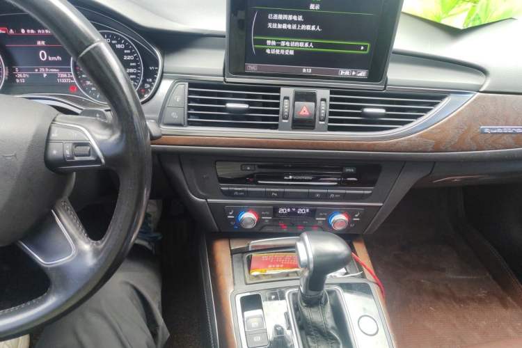 Used Audi A6L 2014 35 FSI quattro Luxury Model Audio And AC Panel