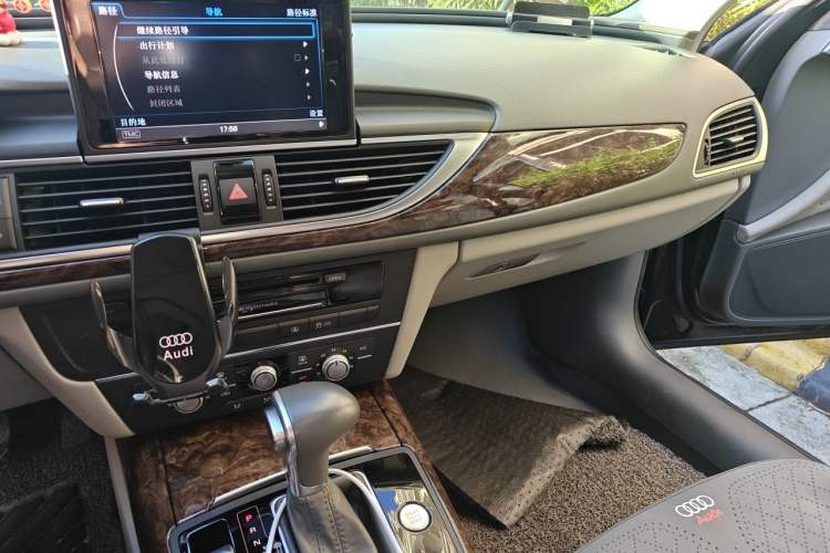 Used Audi A6L 2014 TFSI Standard Model Audio And AC Panel