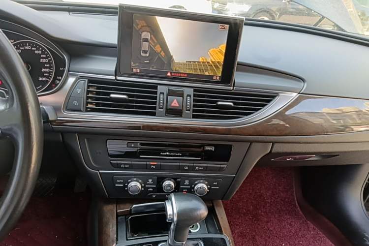 Used Audi A6L 2014 TFSI Standard Model Audio And AC Panel