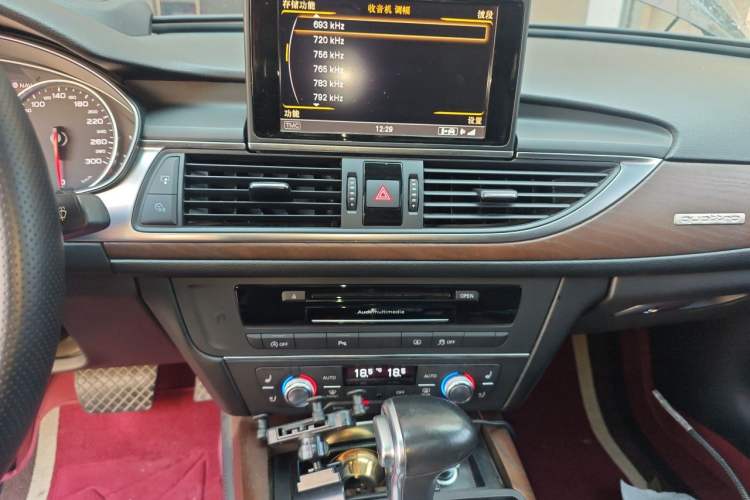 Used Audi A6L 2014 50 TFSI quattro Luxury Model Audio And AC Panel