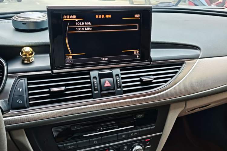 Used Audi A6L 2014 TFSI Standard Model Audio And AC Panel