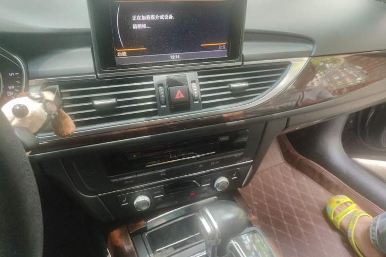 Used Audi A6L 2014 30 FSI Luxury Model Audio And AC Panel