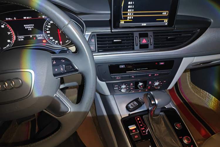 Used Audi A6L 2014 TFSI Standard Model Audio And AC Panel