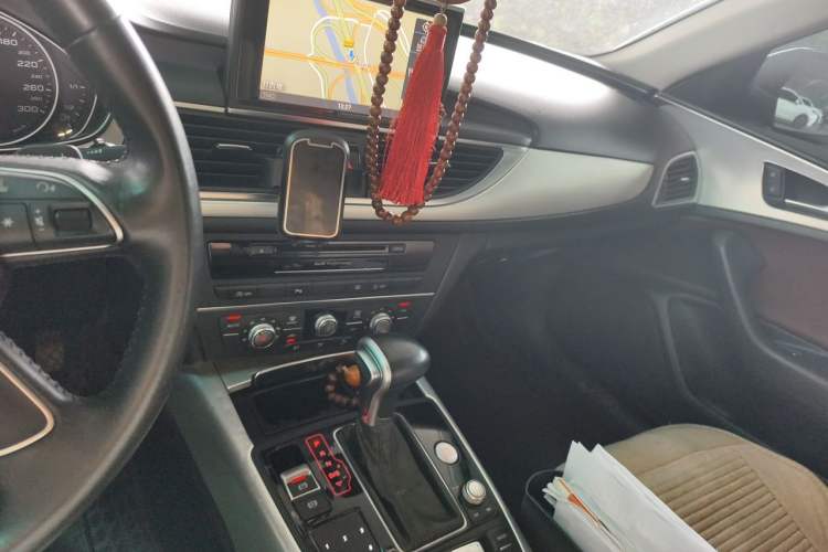 Used Audi A6L 2014 TFSI Standard Model Audio And AC Panel