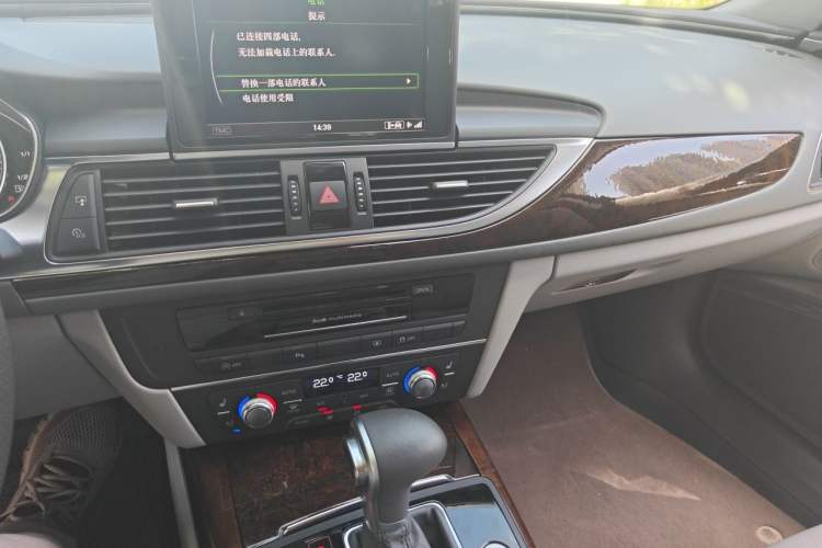 Used Audi A6L 2014 35 FSI Luxury Edition Audio And AC Panel
