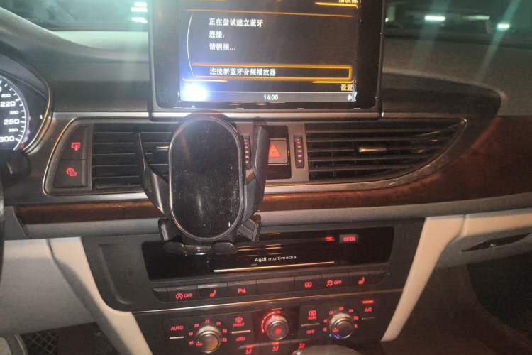 Used Audi A6L 2014 TFSI Standard Model Audio And AC Panel
