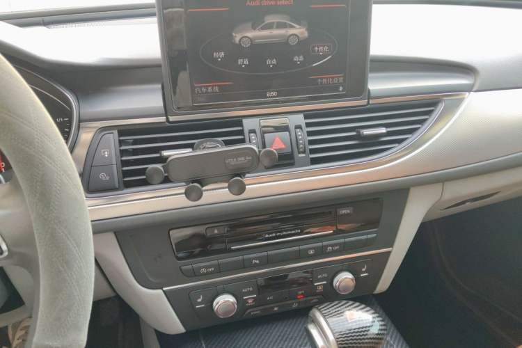 Used Audi A6L 2014 TFSI Standard Model Audio And AC Panel
