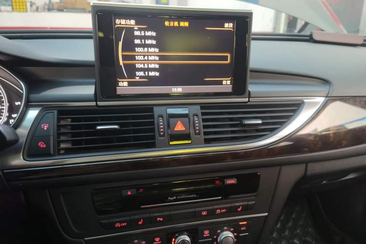 Used Audi A6L 2014 TFSI Standard Model Audio And AC Panel