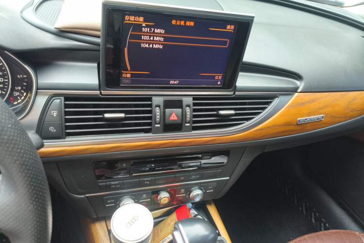Used Audi A6L 2014 TFSI Standard Model Audio And AC Panel