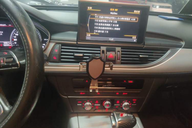 Used Audi A6L 2014 TFSI Standard Model Audio And AC Panel
