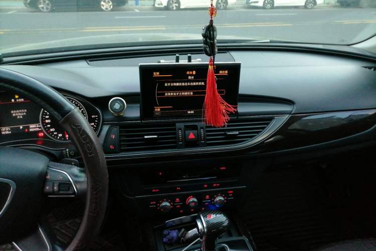 Used Audi A6L 2014 TFSI Standard Model Audio And AC Panel