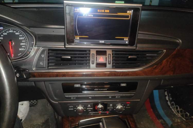 Used Audi A6L 2014 TFSI Standard Model Audio And AC Panel