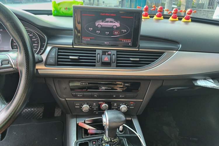 Used Audi A6L 2014 TFSI Standard Model Audio And AC Panel