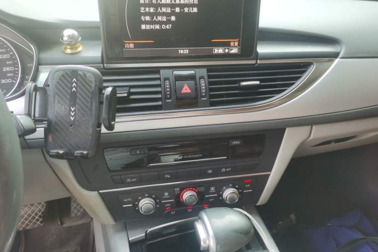 Used Audi A6L 2014 TFSI Standard Model Audio And AC Panel