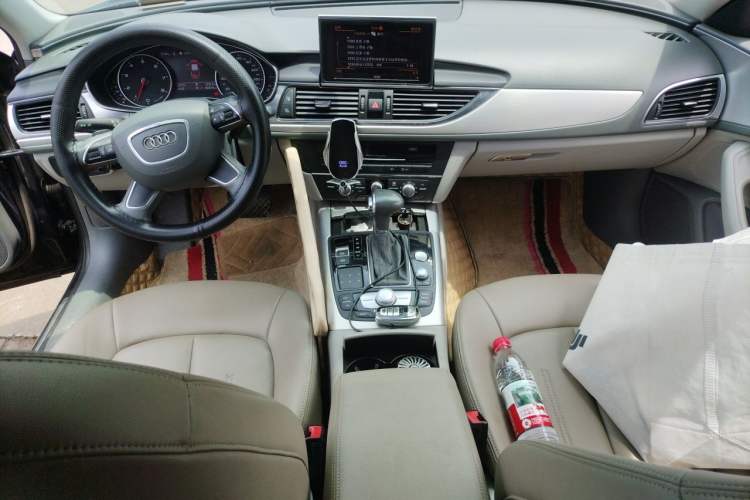 Used Audi A6L 2014 TFSI Standard Model Audio And AC Panel