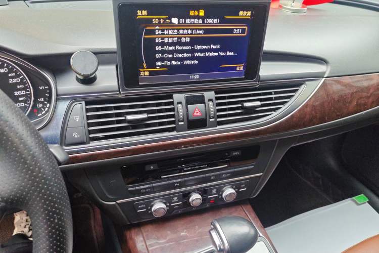 Used Audi A6L 2014 TFSI Standard Model Audio And AC Panel