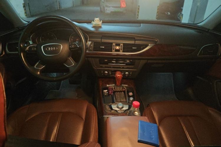 Used Audi A6L 2014 35 FSI Comfort Version Center Console