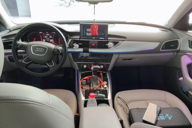 Used Audi A6L 2014 30 FSI Technology Model Center Console