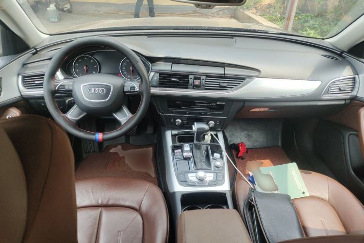 Used Audi A6L 2014 TFSI Comfort Model Center Console
