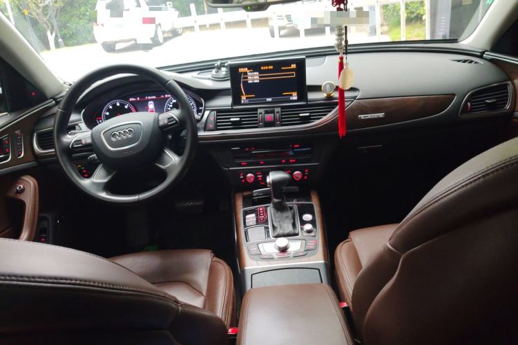 Used Audi A6L 2014 50 TFSI quattro Luxury Model Center Console