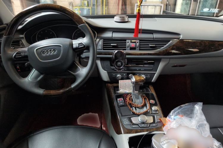 Used Audi A6L 2014 TFSI Standard Model Center Console