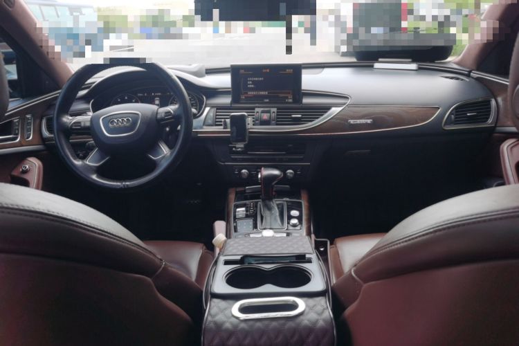 Used Audi A6L 2014 50 TFSI quattro Luxury Model Center Console