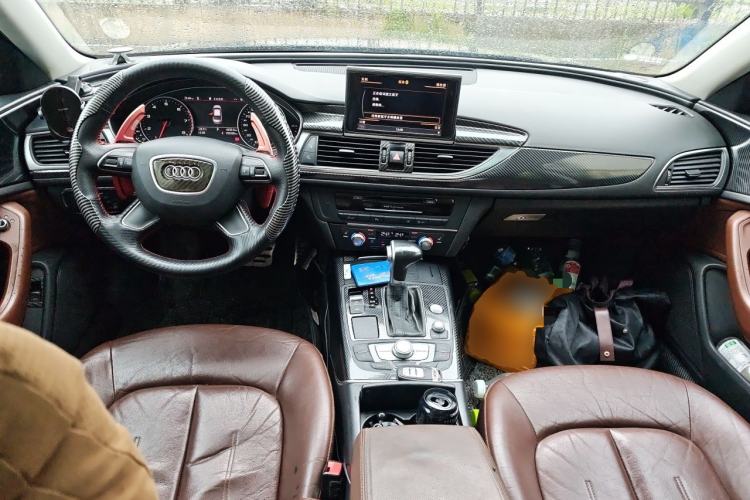 Used Audi A6L 2014 30 FSI Comfort Model Center Console