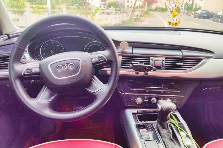 Used Audi A6L 2014 TFSI Standard Model Center Console