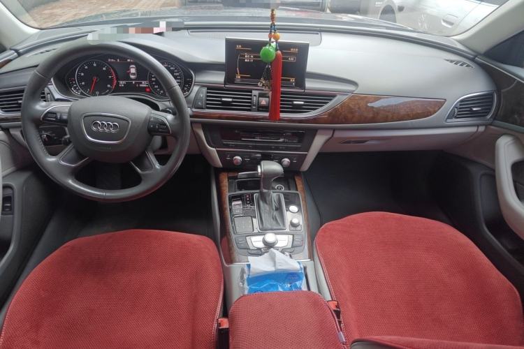 Used Audi A6L 2014 30 FSI Comfort Model Center Console