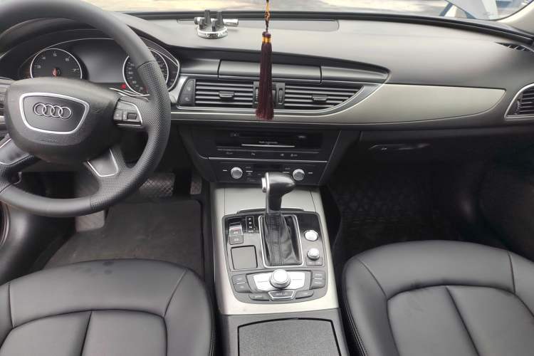 Used Audi A6L 2014 TFSI Standard Model Center Console