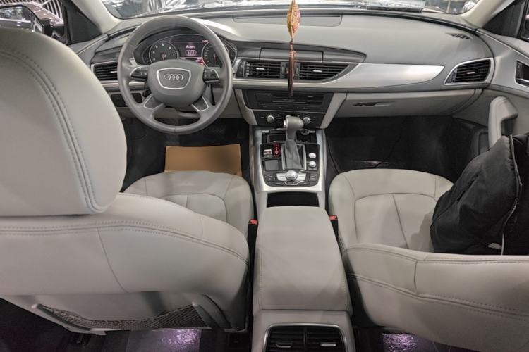 Used Audi A6L 2014 TFSI Standard Model Center Console