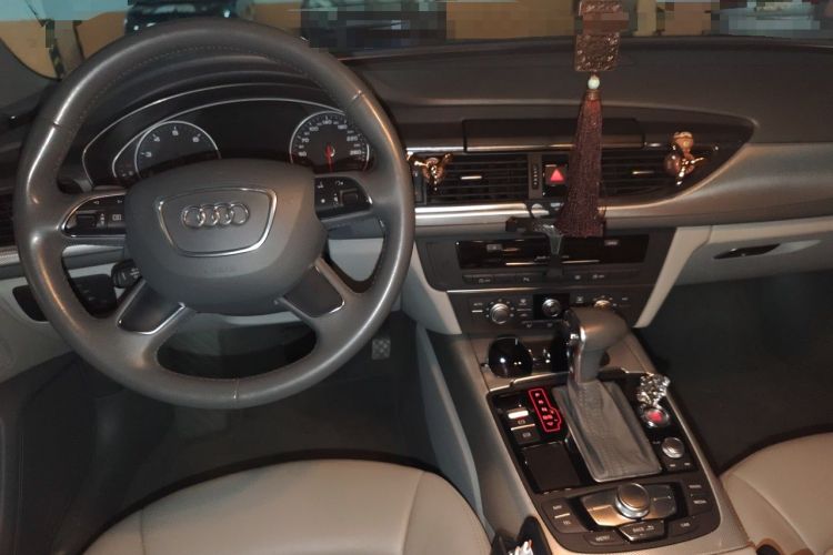 Used Audi A6L 2014 TFSI Standard Model Center Console