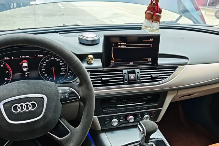 Used Audi A6L 2014 TFSI Standard Model Center Console