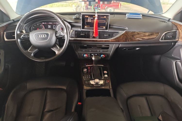Used Audi A6L 2014 TFSI Comfort Model Center Console