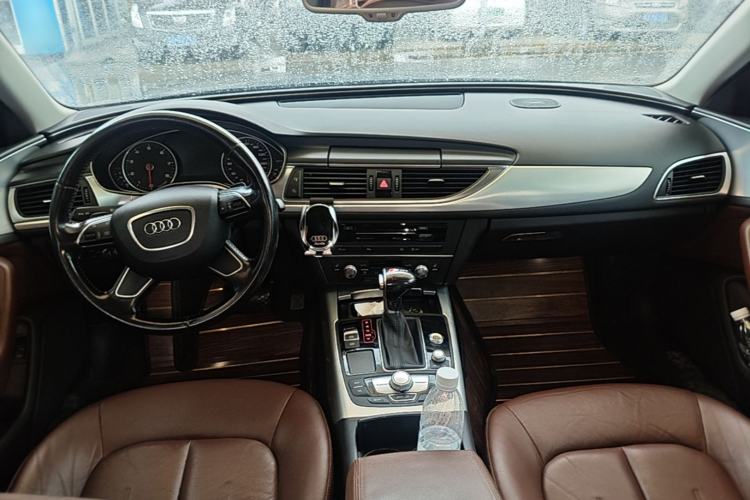 Used Audi A6L 2014 TFSI Comfort Model Center Console