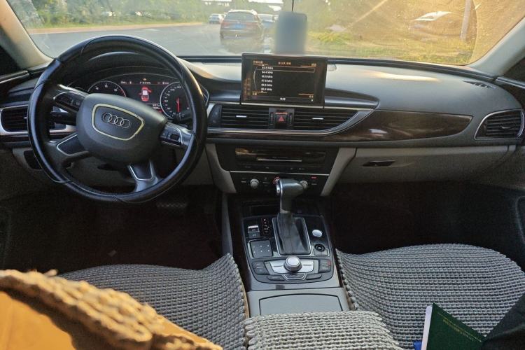 Used Audi A6L 2014 TFSI Standard Model Center Console
