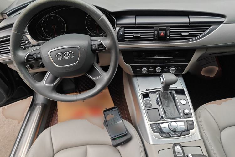 Used Audi A6L 2014 TFSI Standard Model Center Console