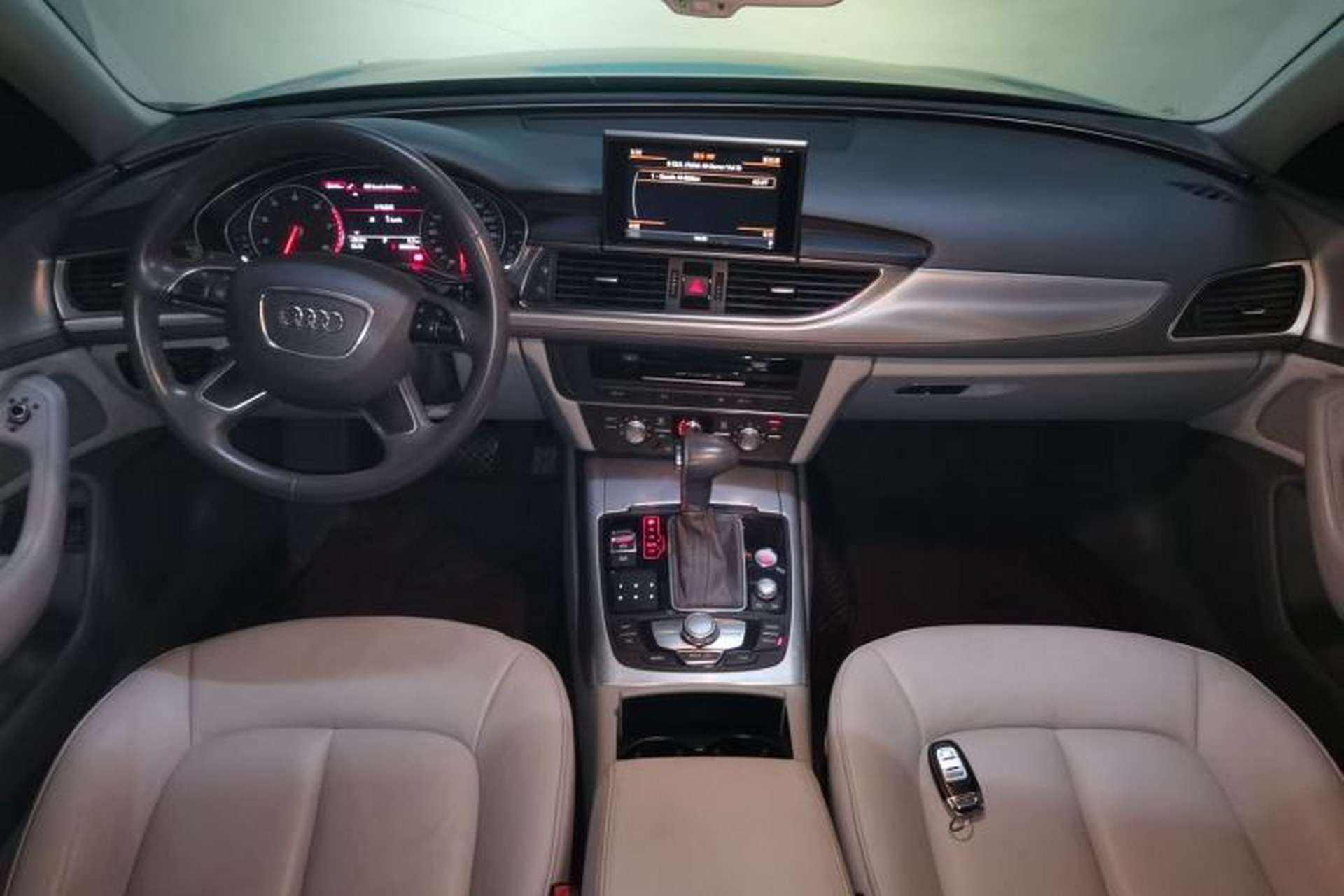 Used Audi A6L 2014 30 FSI Technology Model Center Console