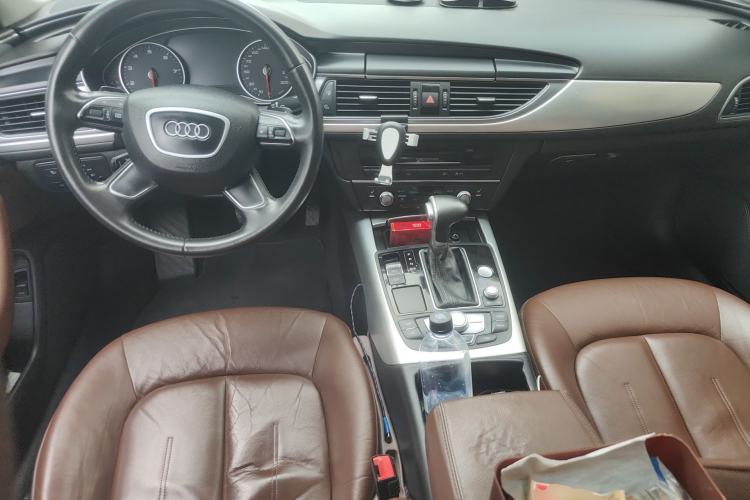 Used Audi A6L 2014 TFSI Comfort Model Center Console