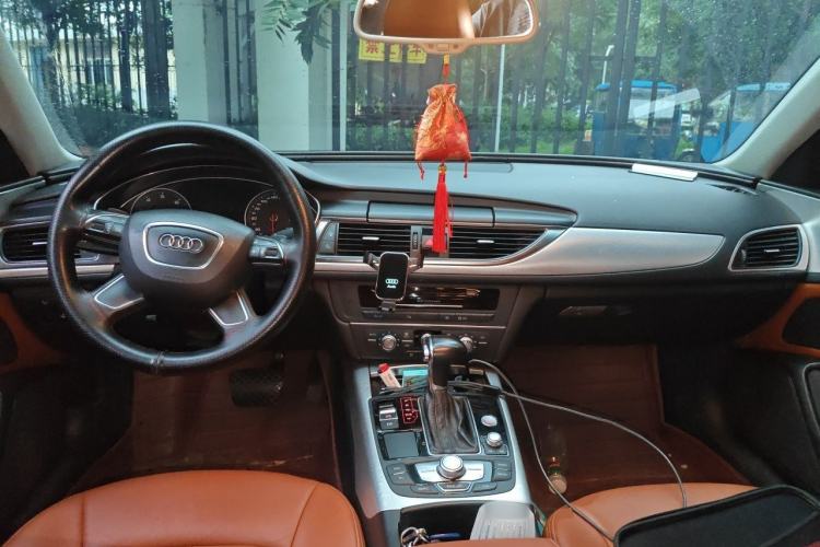 Used Audi A6L 2014 TFSI Standard Model Center Console