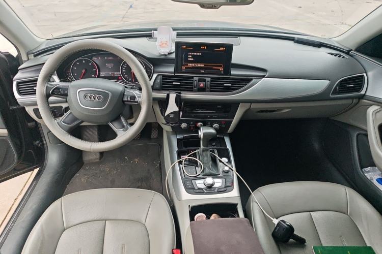 Used Audi A6L 2014 TFSI Standard Model Center Console