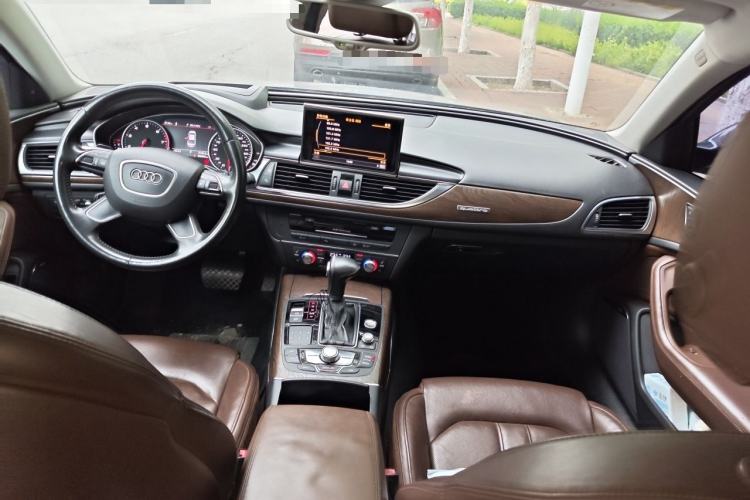 Used Audi A6L 2014 50 TFSI quattro Luxury Model Center Console