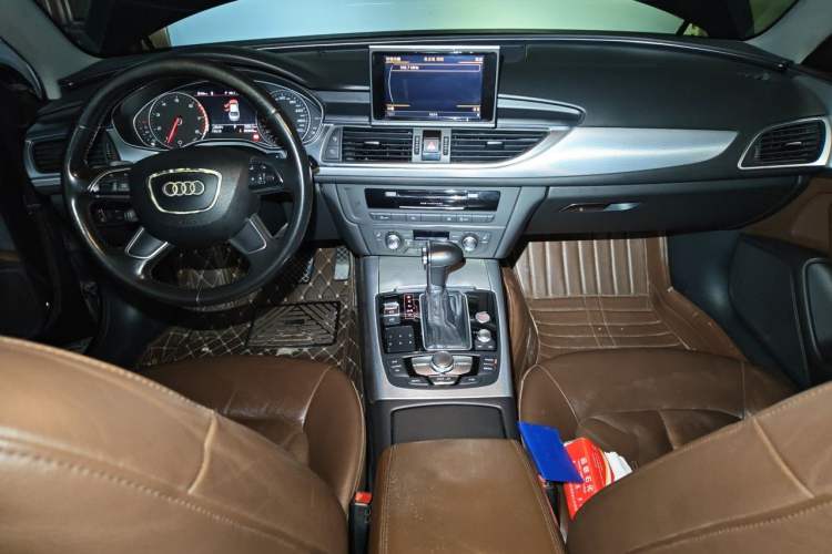 Used Audi A6L 2014 TFSI Comfort Model Center Console