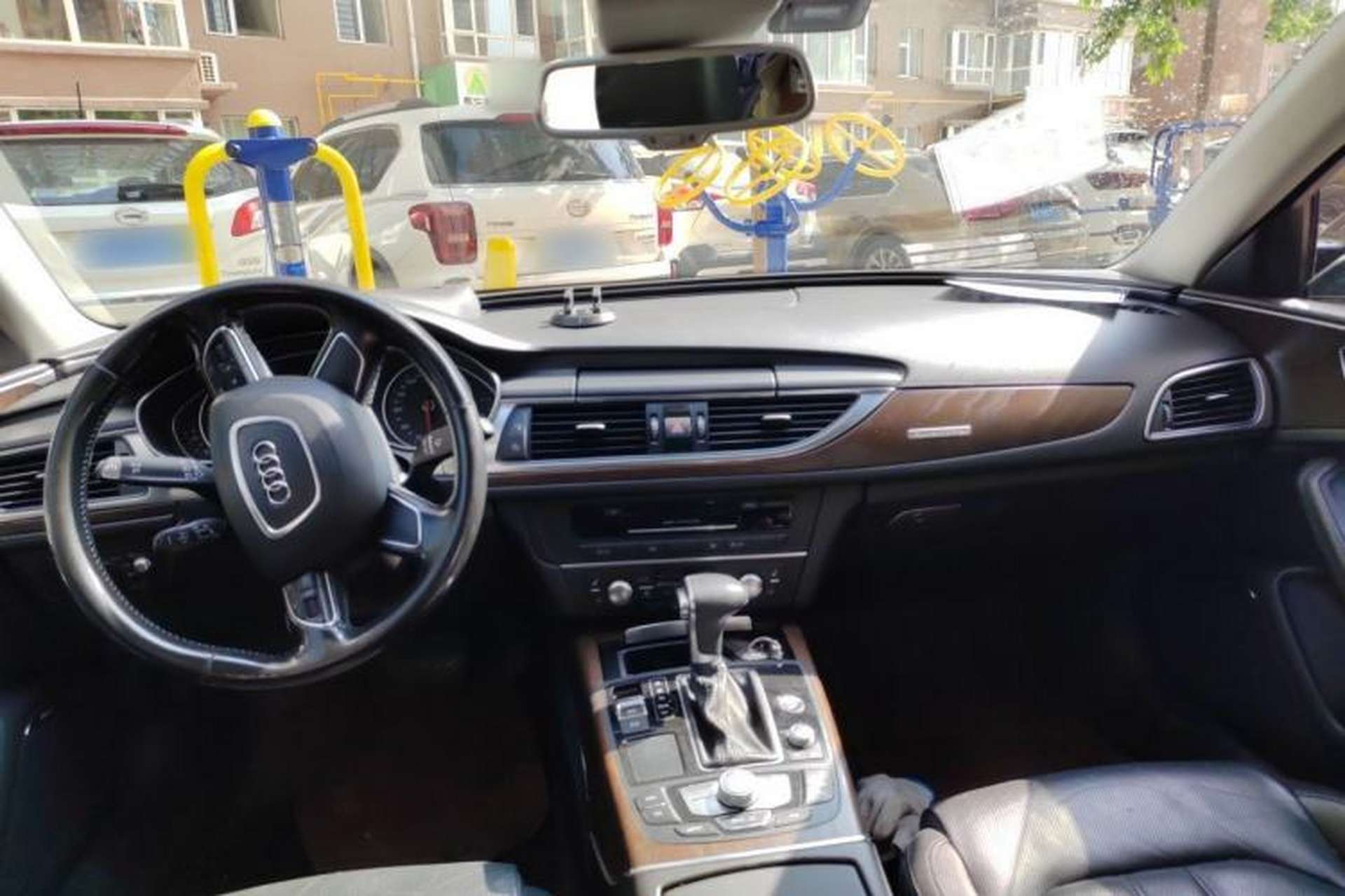 Used Audi A6L 2014 50 TFSI quattro Luxury Model Center Console