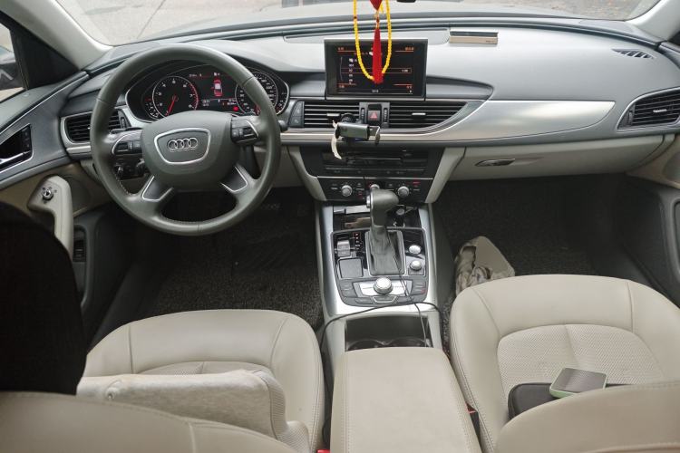 Used Audi A6L 2014 TFSI Standard Model Center Console