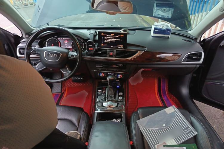 Used Audi A6L 2014 35 FSI Comfort Version Center Console