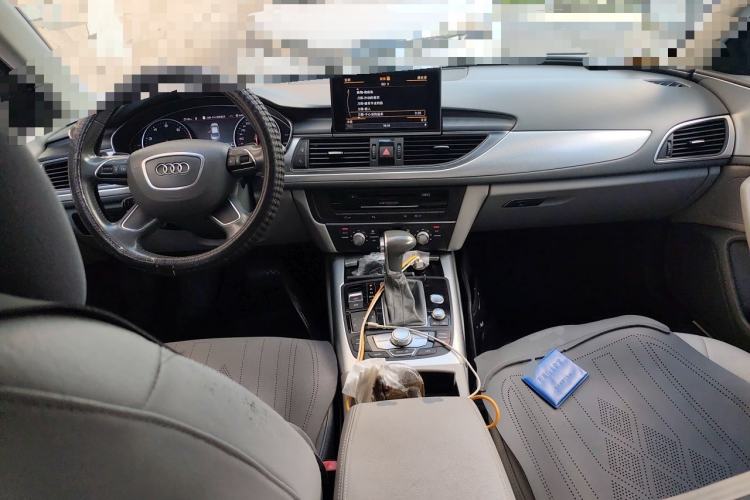 Used Audi A6L 2014 TFSI Standard Model Center Console