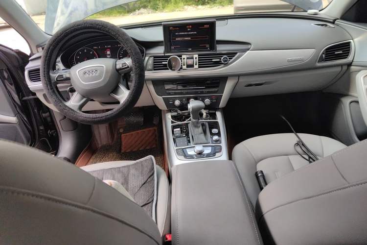Used Audi A6L 2014 TFSI Standard Model Center Console