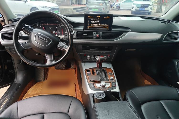 Used Audi A6L 2014 30 FSI Technology Model Center Console